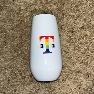 Insulated cup with T